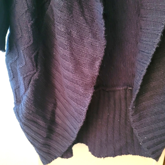 Women Cardigan - Picture 8 of 10